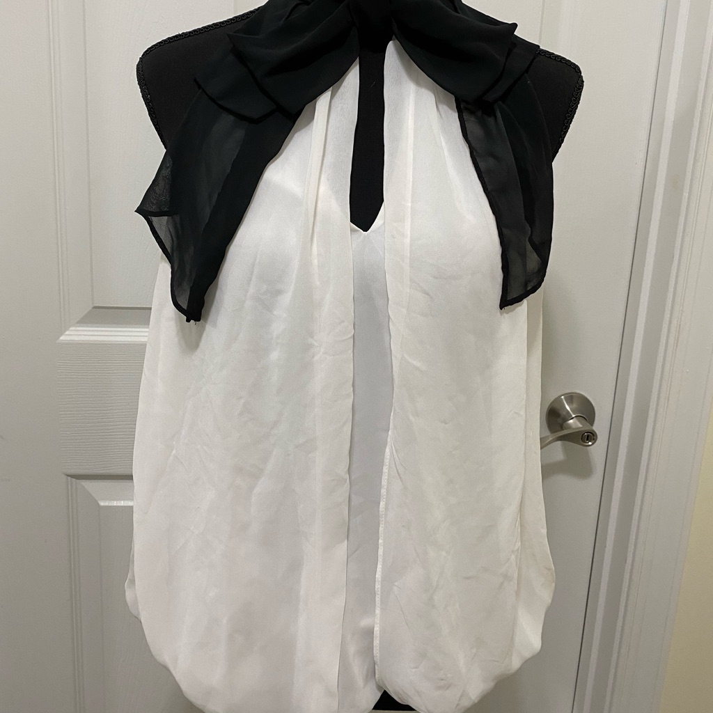 Bisou Bisou Blouse
